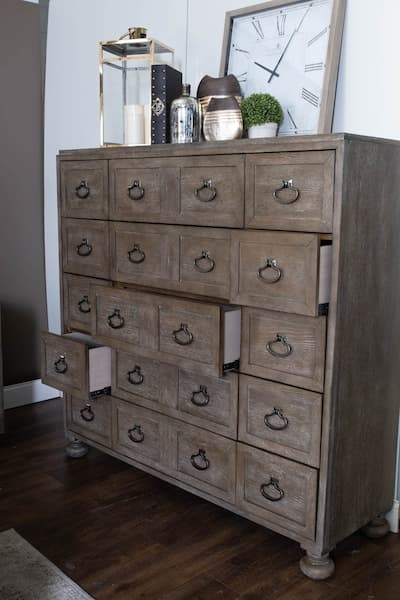 Top Bedroom Accent Pieces from Home Zone Furniture