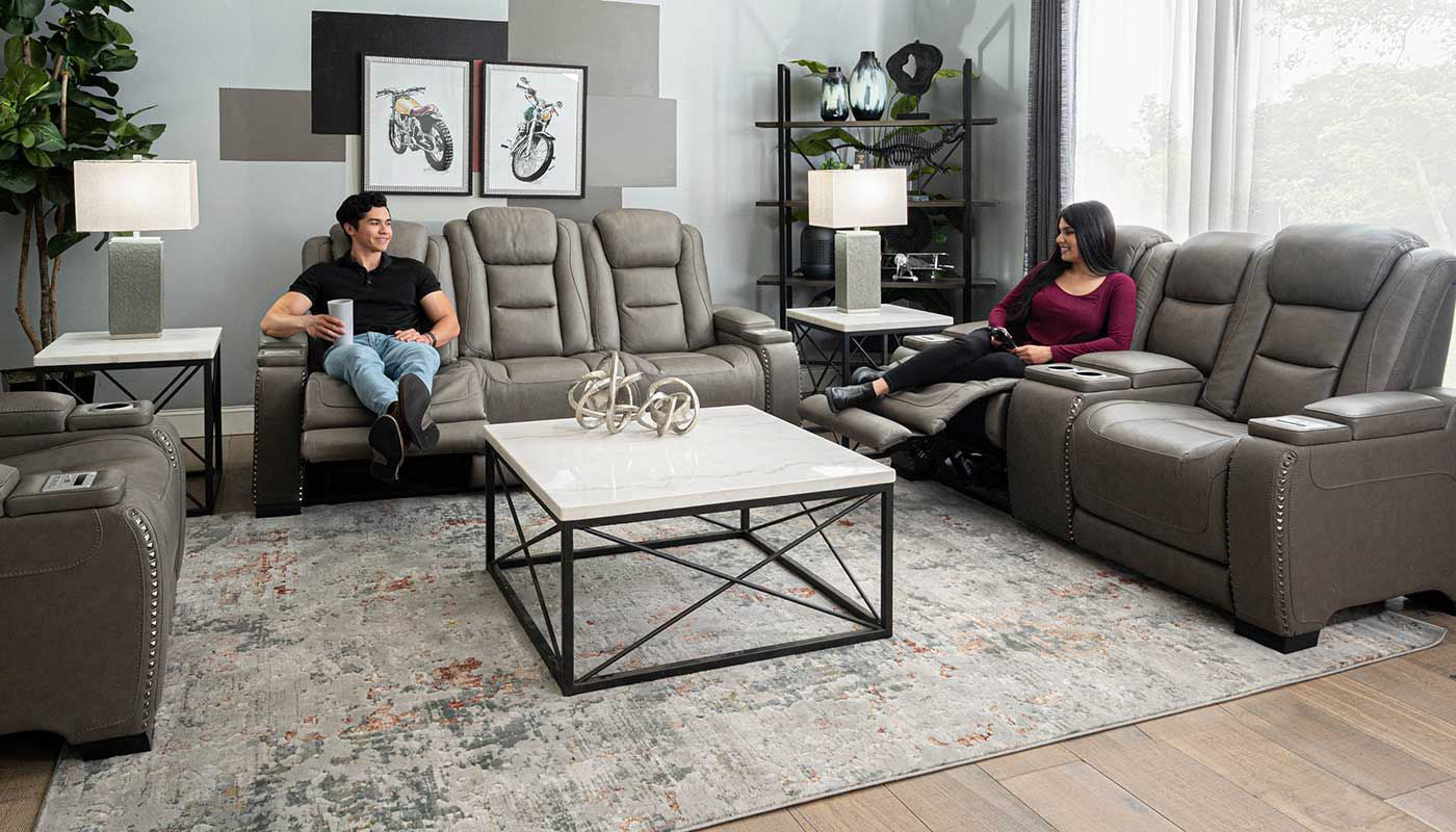 El Patron Sofa & Loveseat