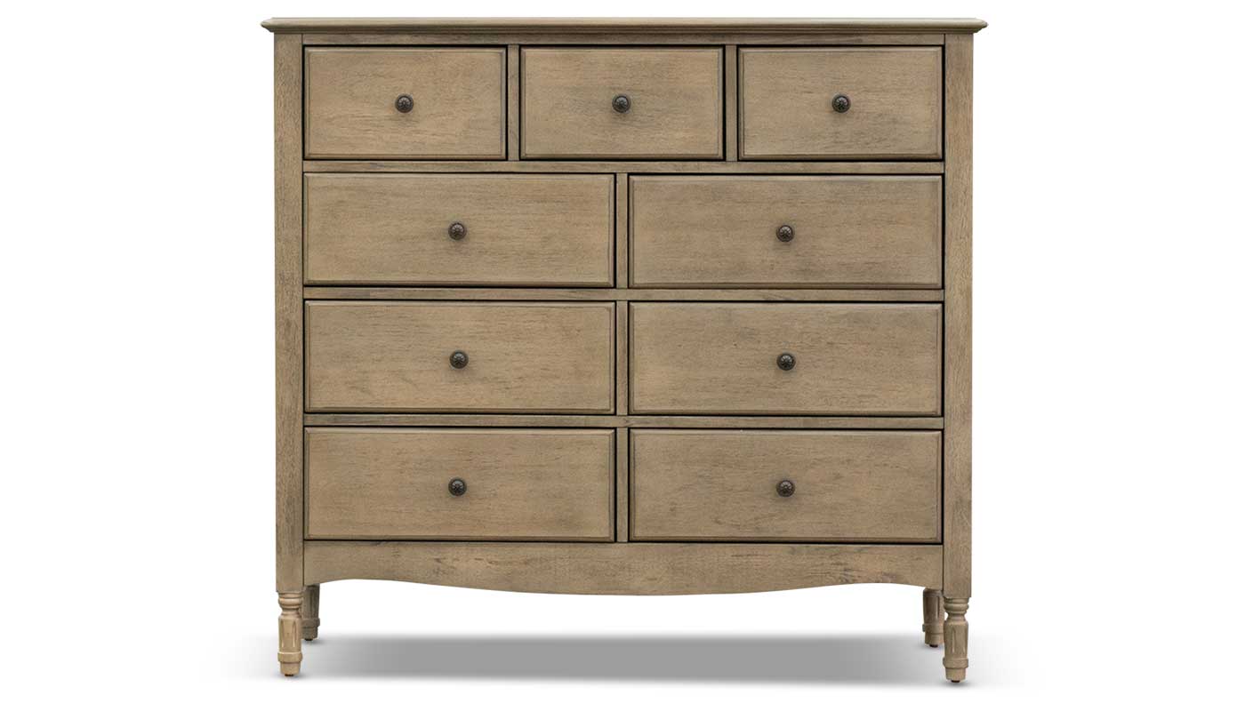 Amelia Chest