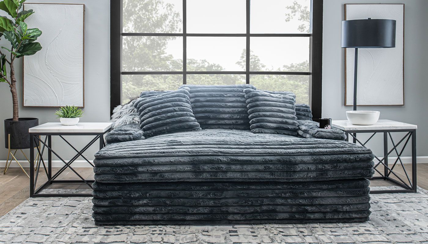 Primetime Theater Chaise