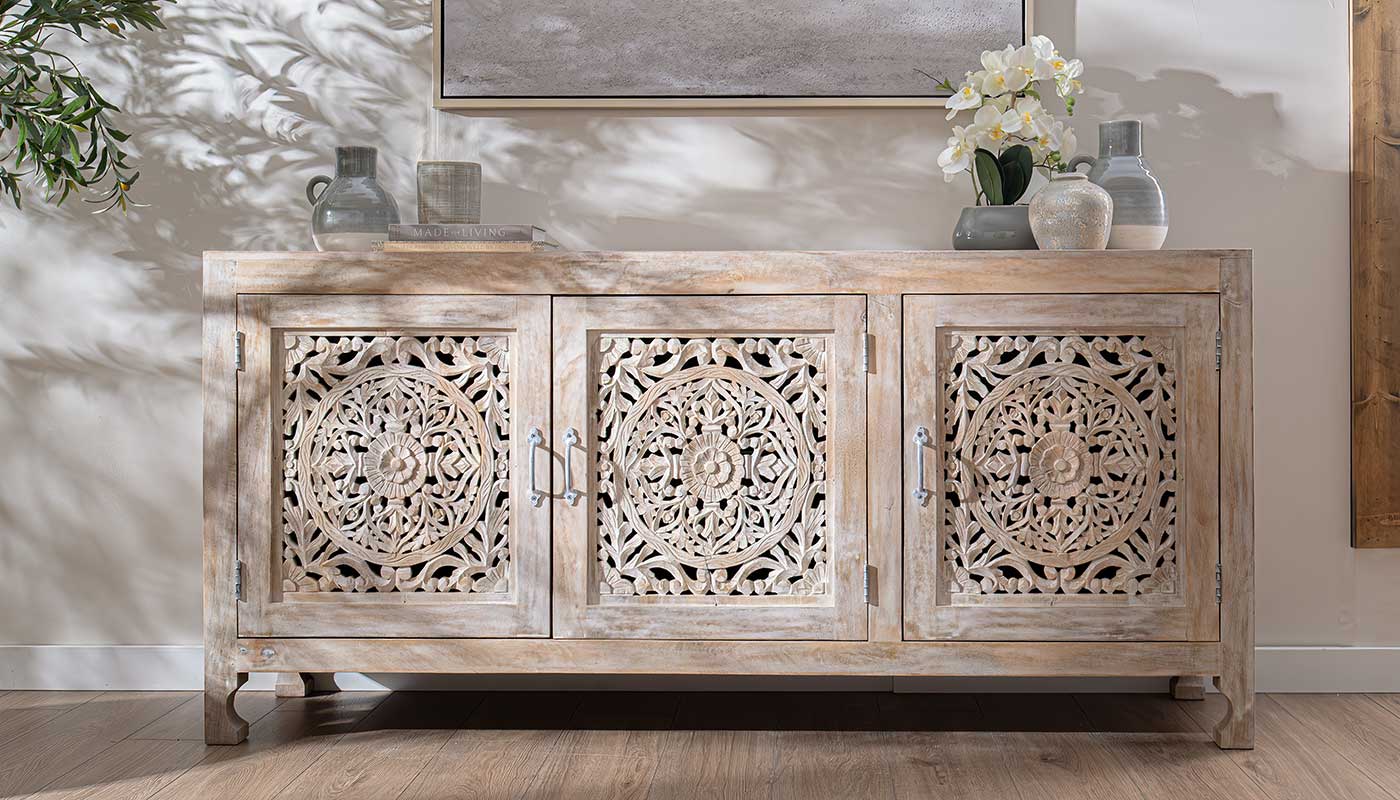 Comte 3-Door Cabinet