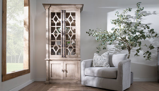 Diamond Jamaica Vitrine with Glass