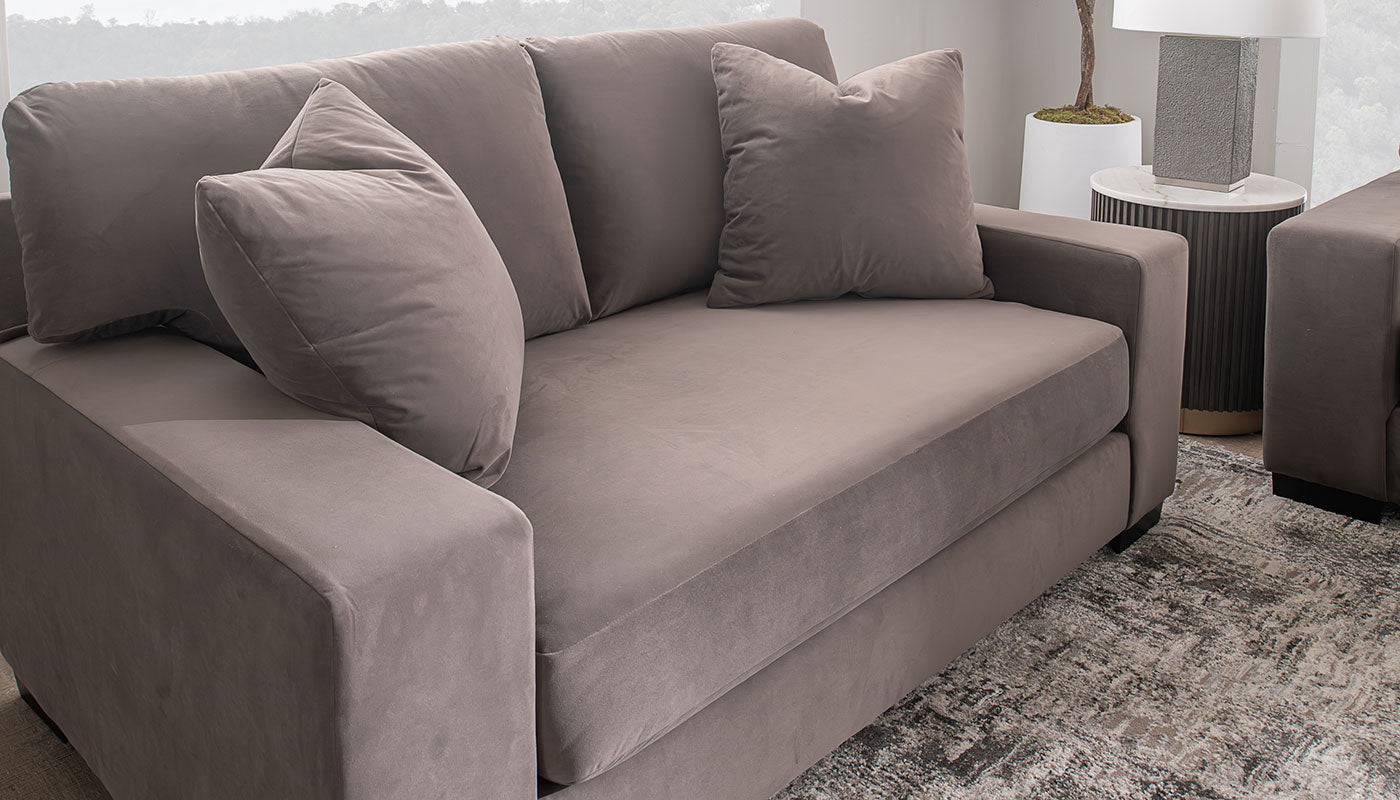 Lilly Sofa & Loveseat