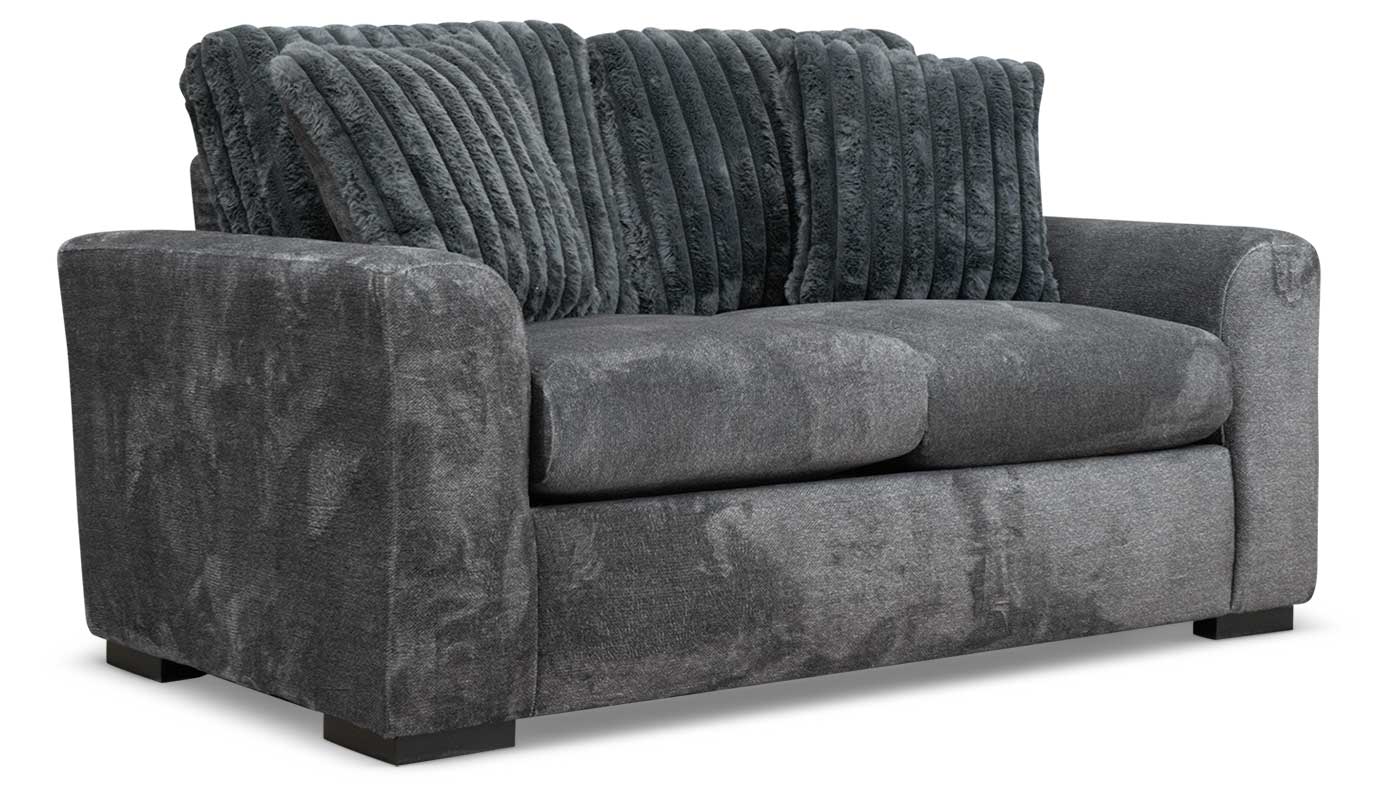 Mondo Loveseat