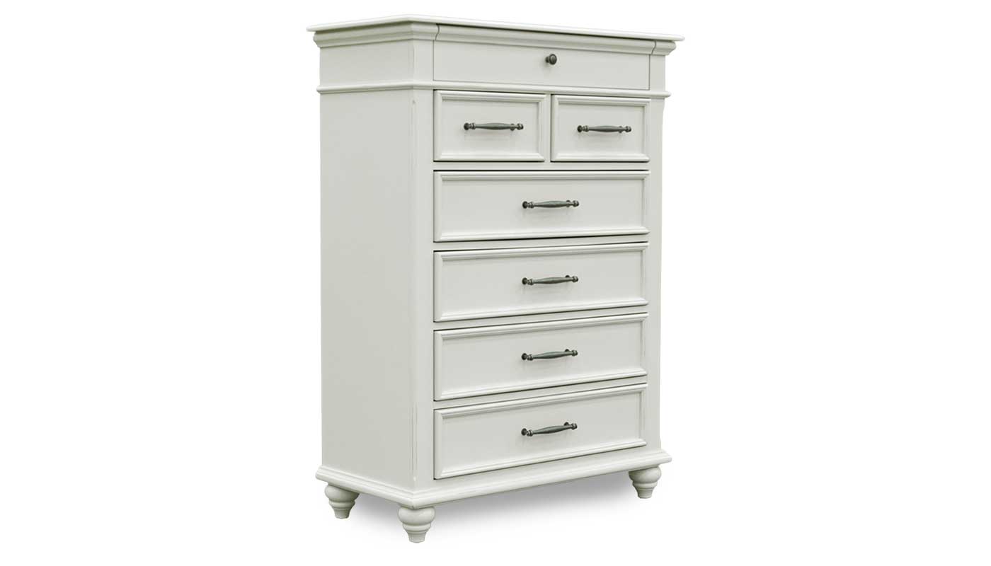 Oyster Bay Chest