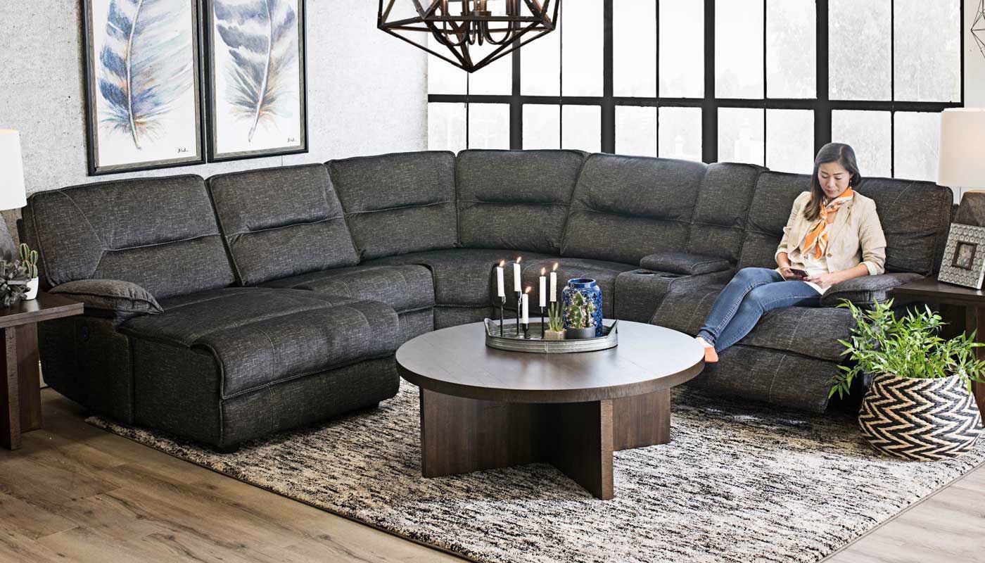 Pacifica Ii Sectional with Chaise