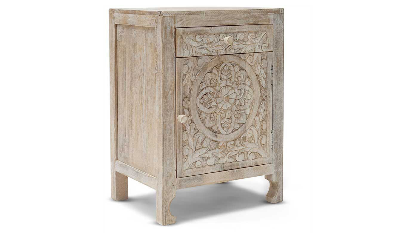 Amelia Accent Chest – Home Zone Furniture