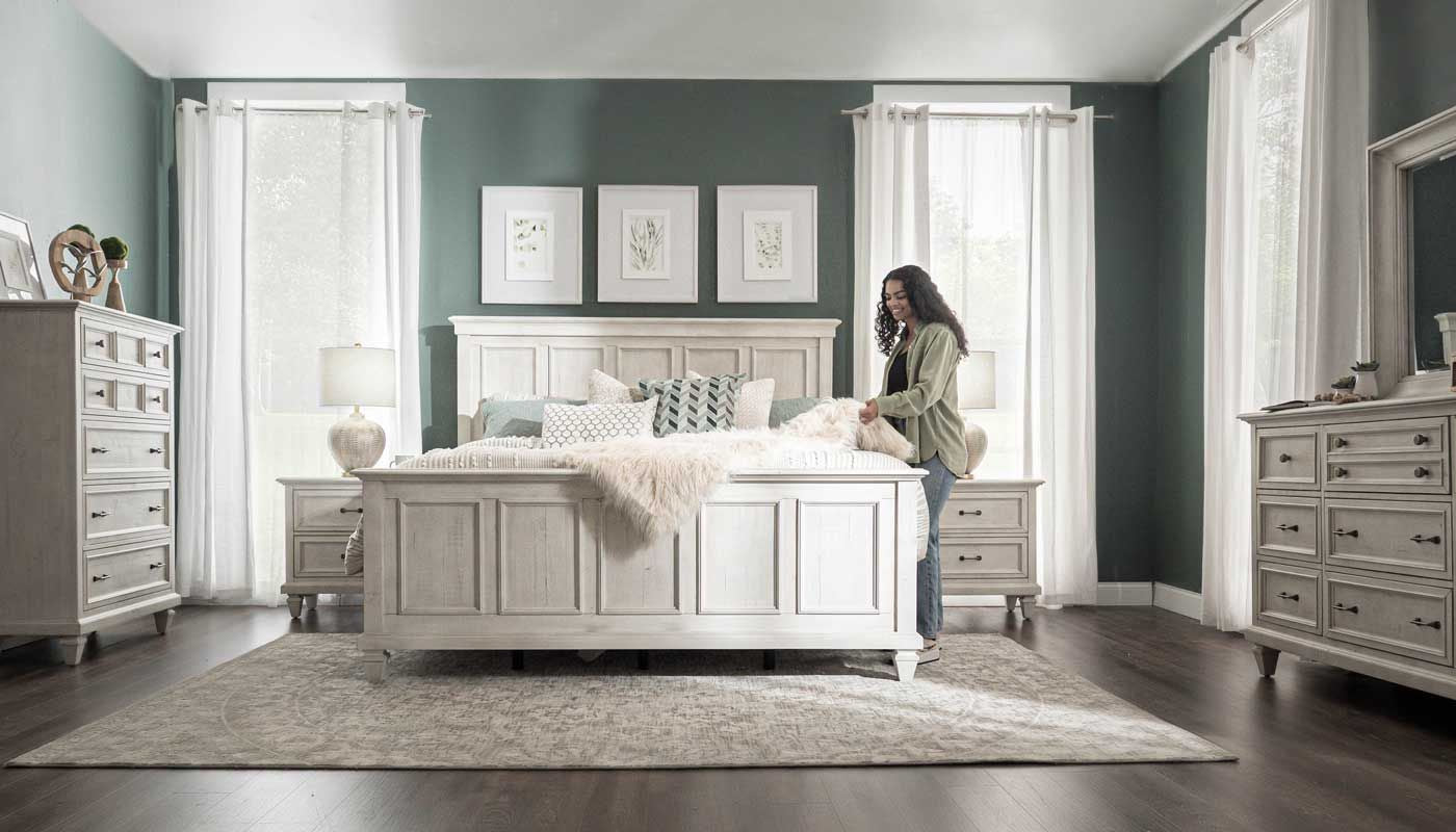 Laguna Beach Bedroom - Thumbnail 3