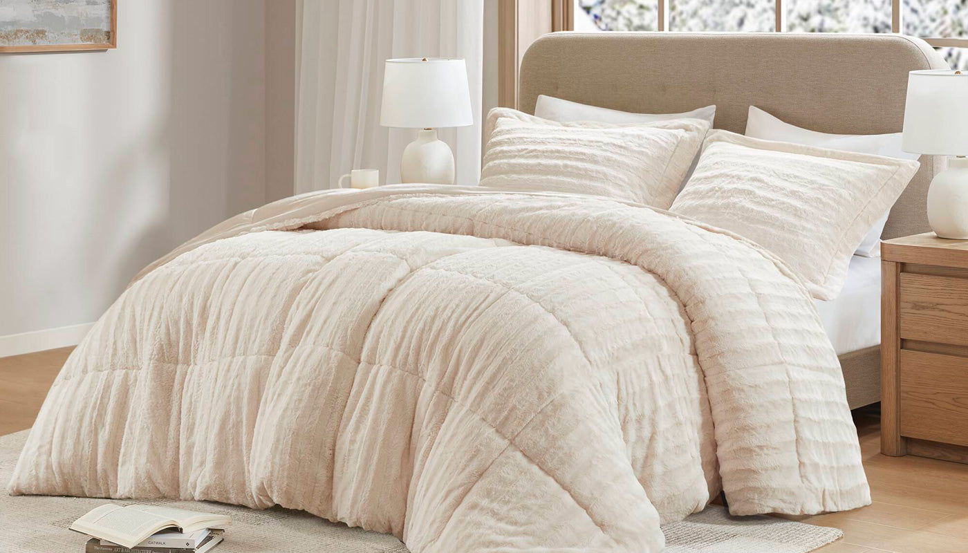 Duke Faux Fur Comforter Set
