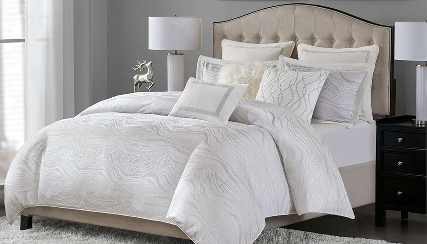 Hollywood Glam Comforter Set