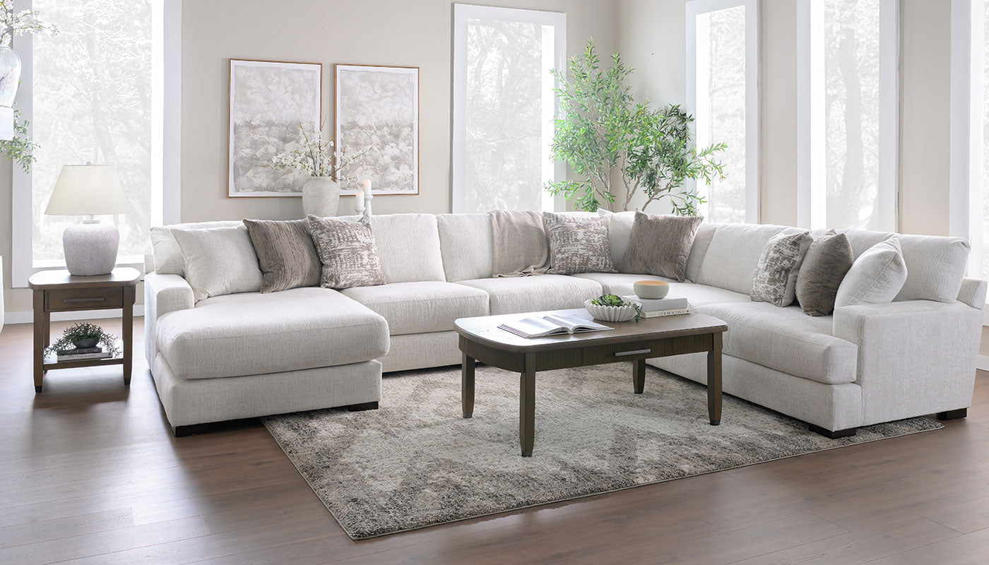 Pleasant Valley Thiesson Breeze Sectional with Chaise
