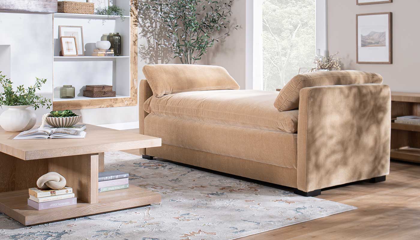 Remmy Martin Sofa Lounge