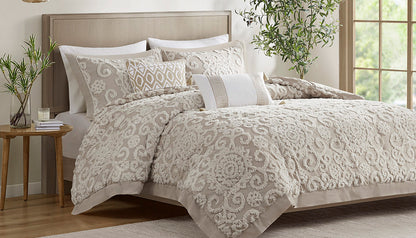 Suzanna Comforter Set